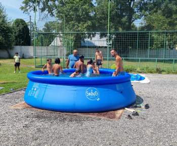 ROZVOJOVÝ TÍM V AKCII / Bazény a akivity s deťmi  - foto
