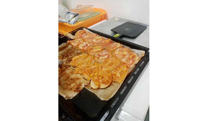 Krúžok varenia s matkami - Pizzové slimáky